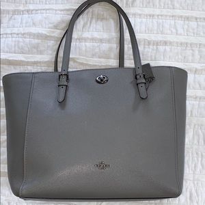 Gorgeous Coach tote